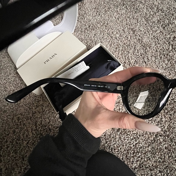 NWT Prada Sunglasses - Picture 6 of 8